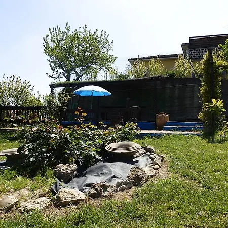 Il Colle Nel Vento Bed & Breakfast Santo Stefano Belbo